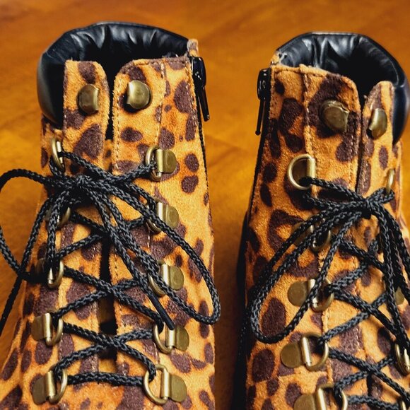 Lust for Life ~ Sz 7.5 ~ High Top Hiking Boots ~ NWOT - Picture 3 of 9